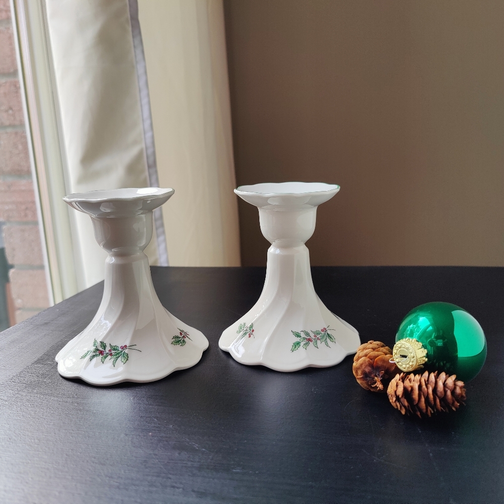 Vintage (80s) | Christmas 🌲🎁 | pair of Nikko 🇯🇵 candle stick holders 🕯️